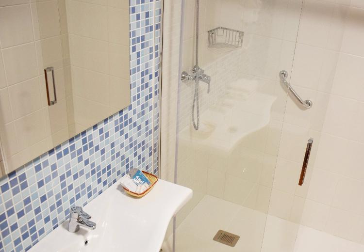 Barro  Apartamentos La Barzana מראה חיצוני תמונה